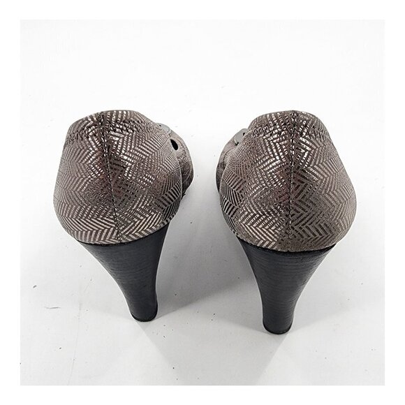 TORY BURCH Silver Herringbone Pattern Wedge Pumps Poor Condition - Picture 11 of 14